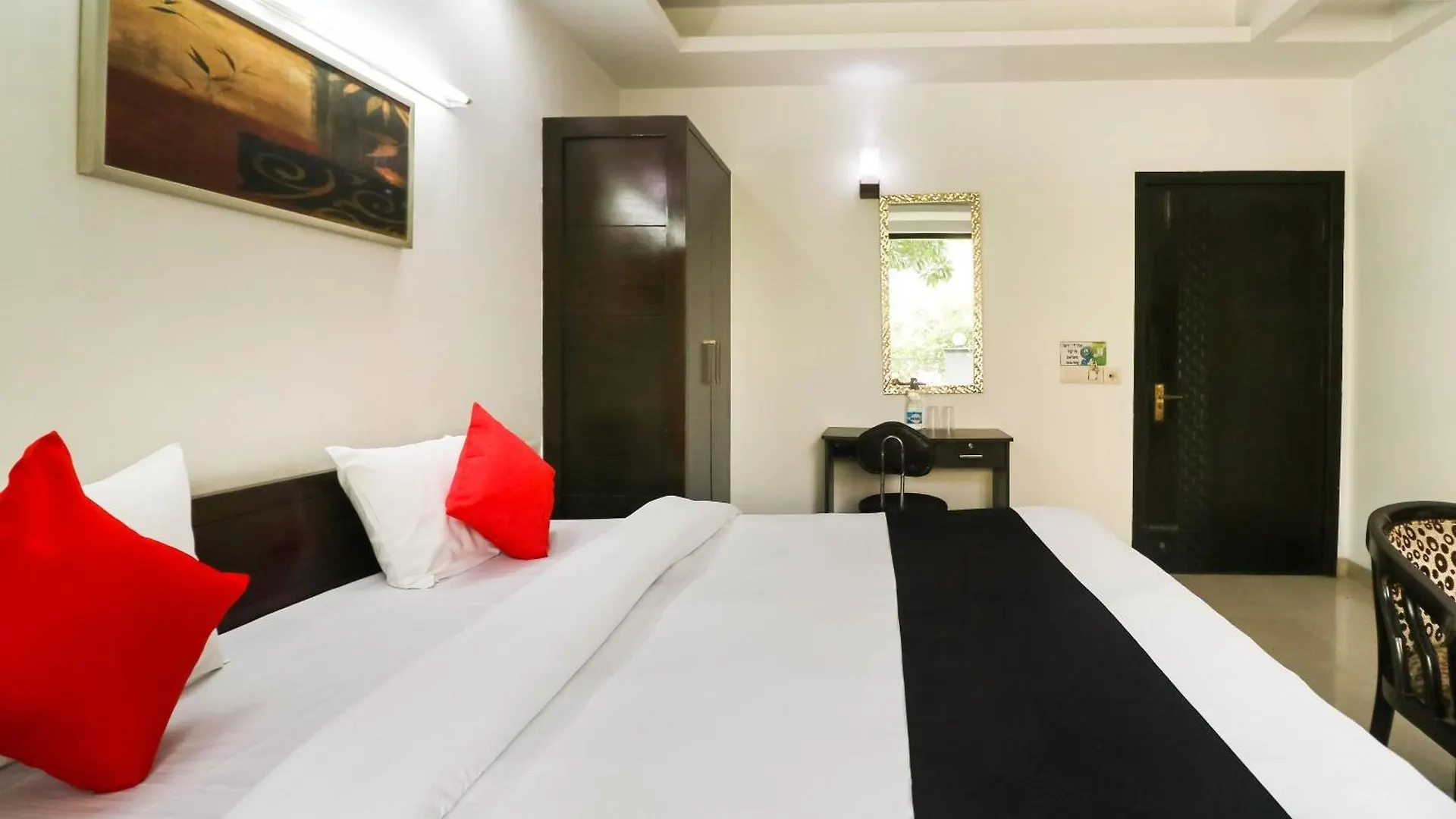 Hotel O R R Residency Gurgaon
